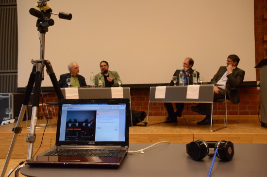 Im BIS-Saal der Uni Oldenburg v.l.n.r.: Michael Golba, ich, Uwe Nestle und Igor Waldl.