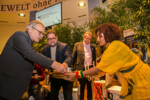 Kaffeezeremonie am Stand  des BMZ auf der  Internationale Gruene Woche