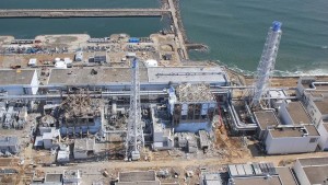 Die schwer beschädigten Reaktoren in Fukushima im März 2011. © picture alliance / dpa
